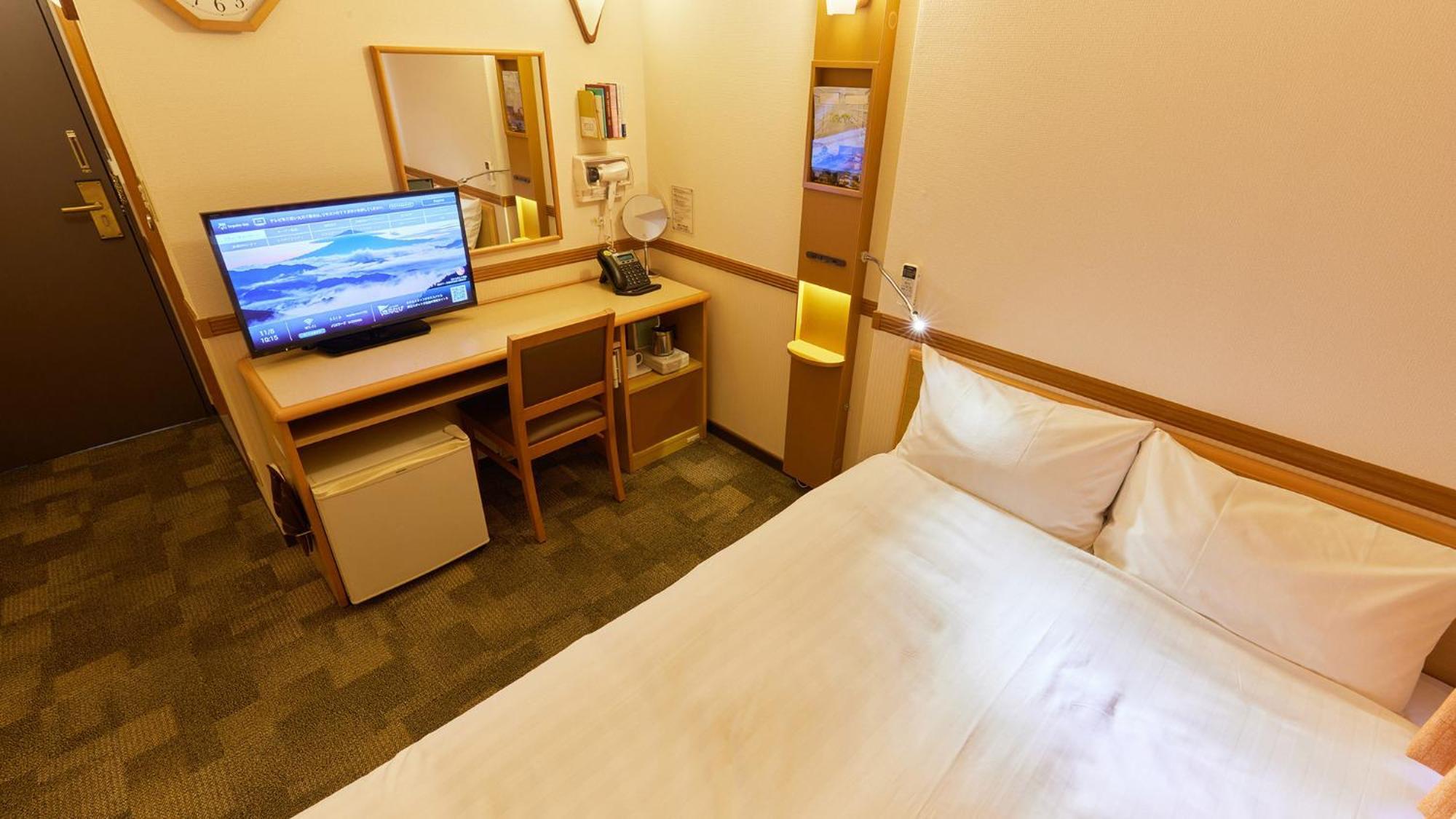 Toyoko Inn Wako-Shi Ekimae Rum bild