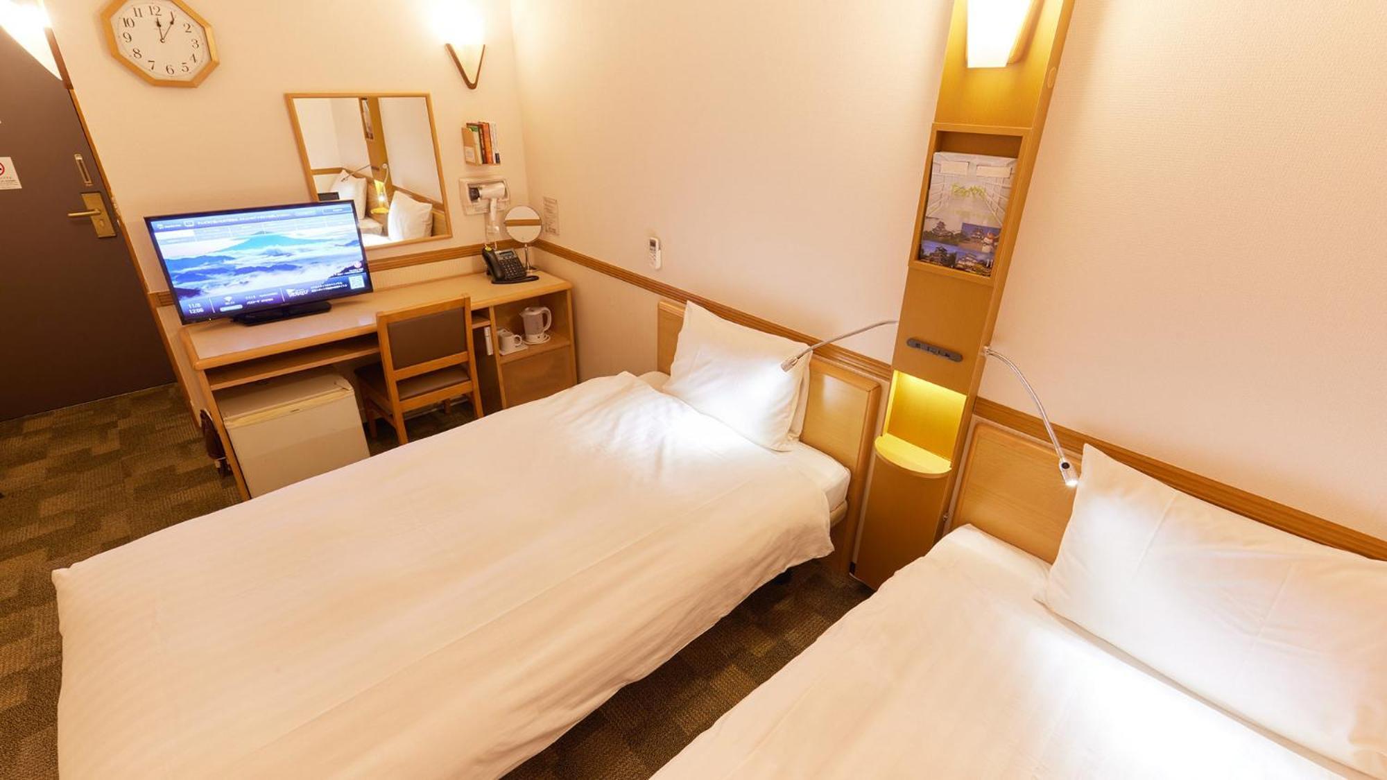 Toyoko Inn Wako-Shi Ekimae Rum bild