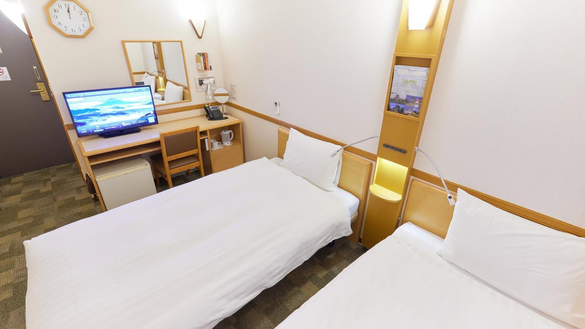 Toyoko Inn Wako-Shi Ekimae Rum bild