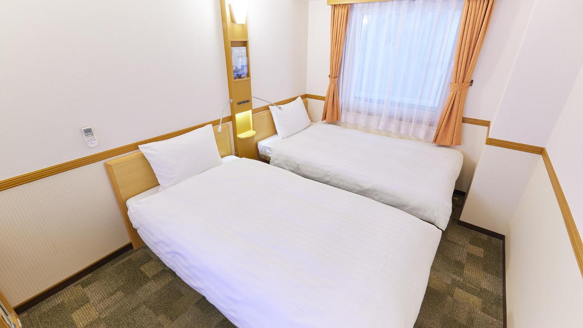 Toyoko Inn Wako-Shi Ekimae Rum bild